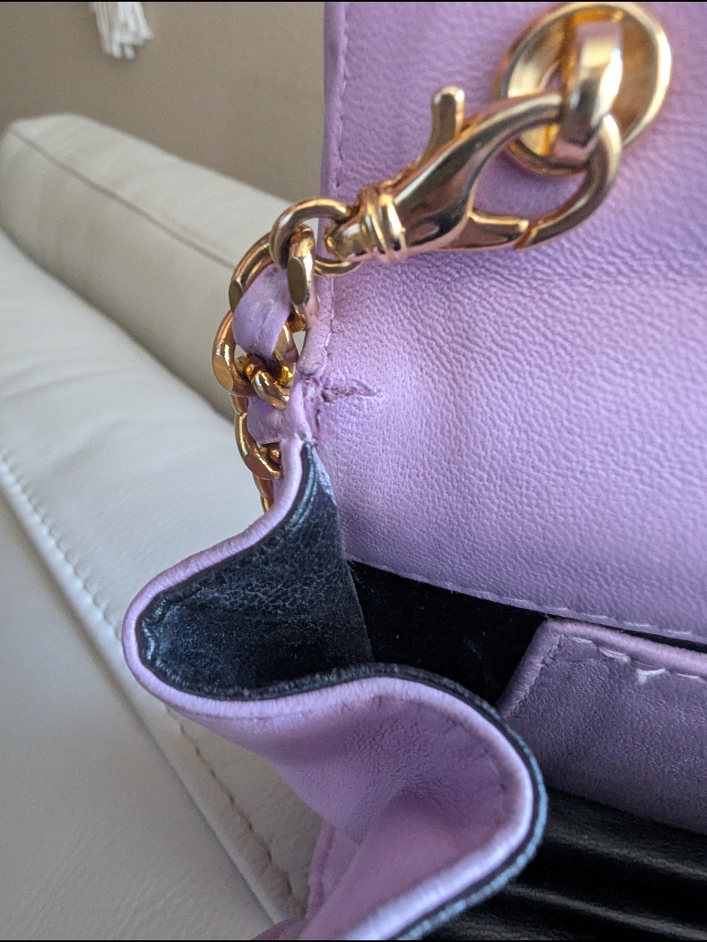 St. John Quilted Lilac Chain Crossbody Bag - Picture 9 of 11